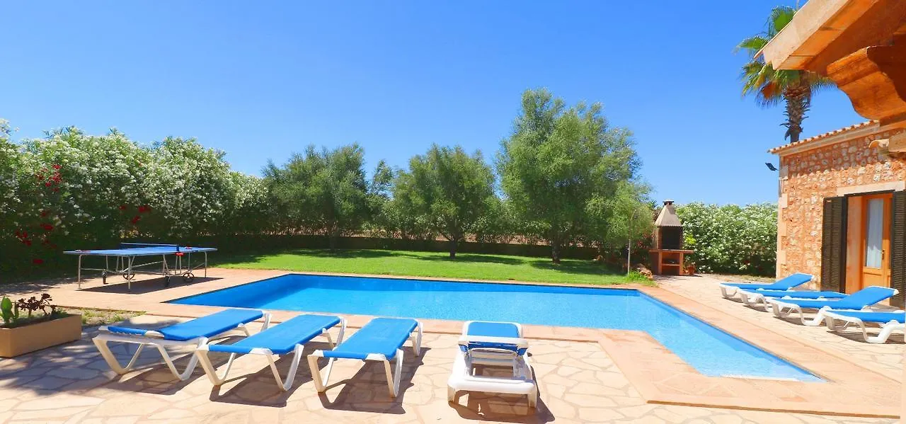 Villa Can Mates Nou Campos  Spain